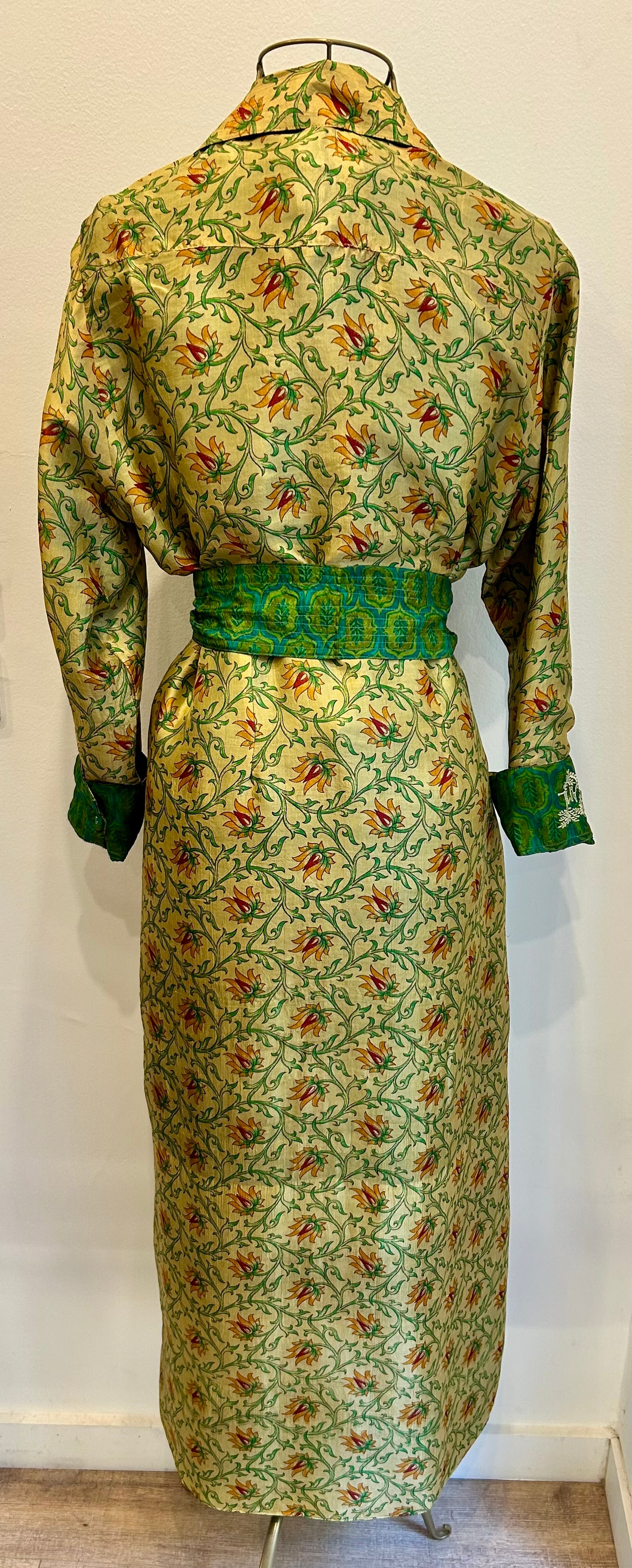Robe Valentine