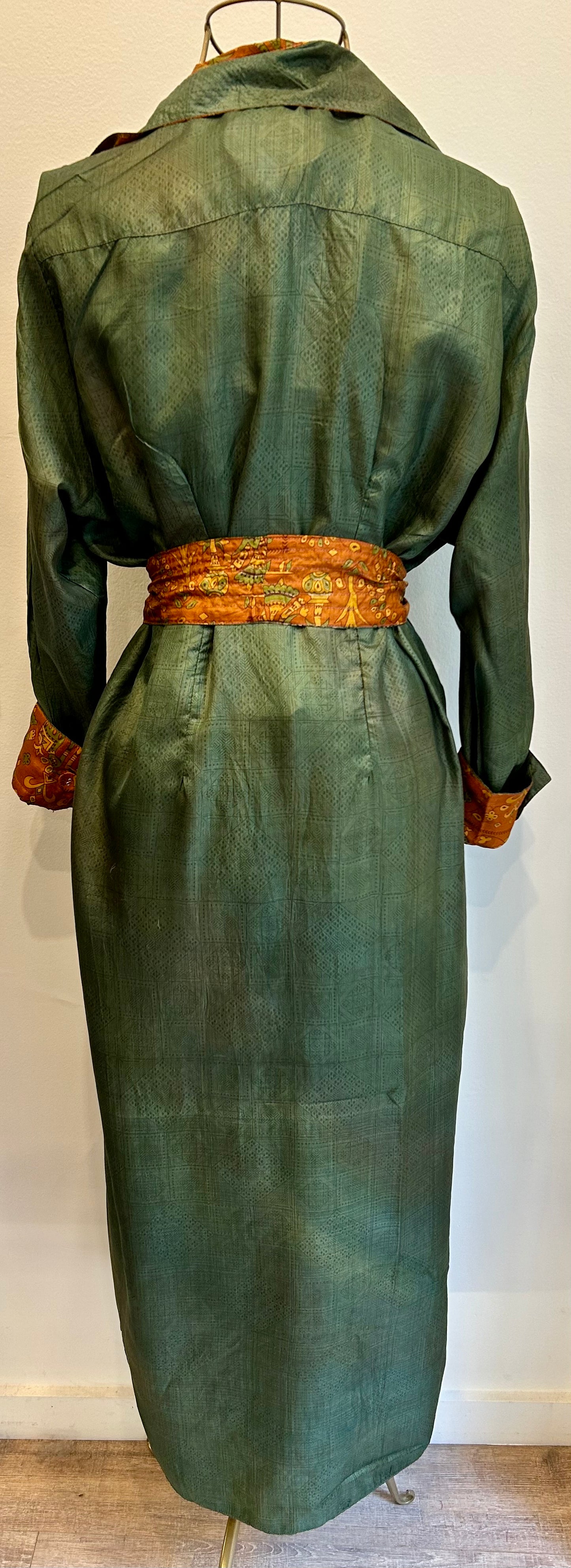 Robe Valentine
